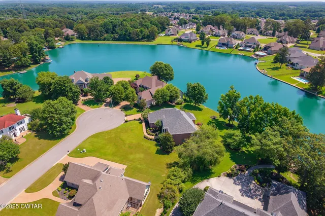 $799,900 | 18 Admirals Pointe, Jackson, TN 38305