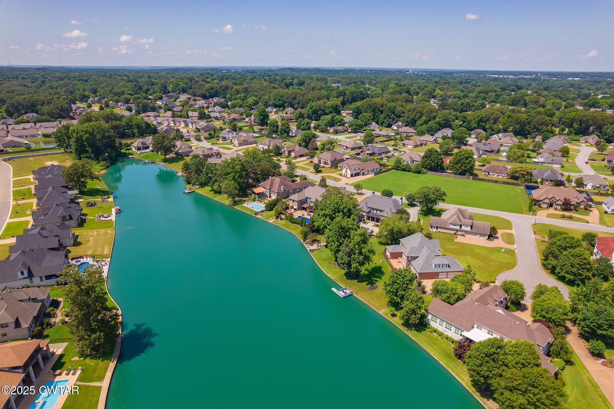 18 Admirals Pointe Jackson, TN 38305 - Photo 86 of 86 an aerial view of residential houses with outdoor space and lake view