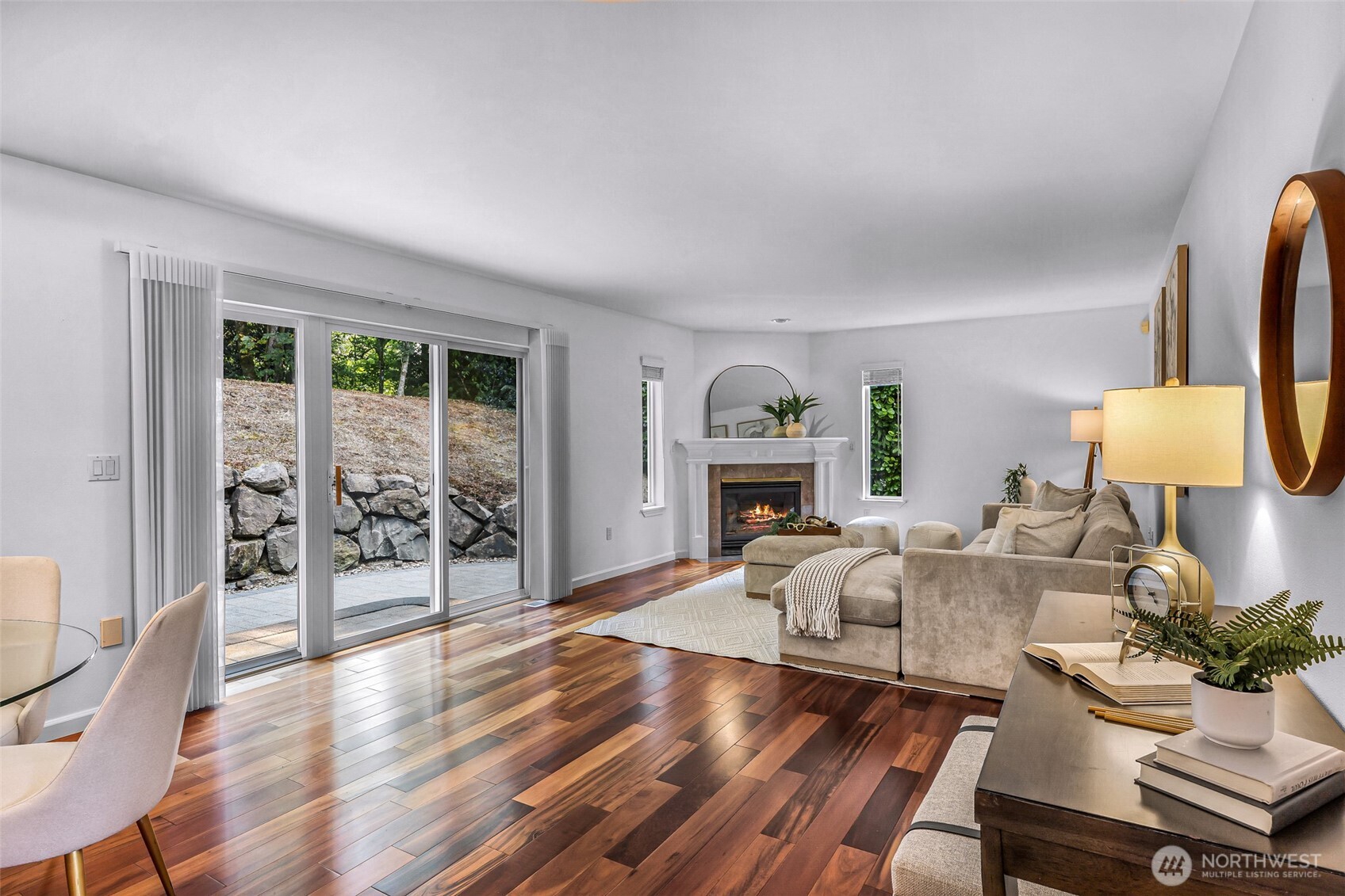 10409 Northeast 151st Place Bothell, WA 98011 - Photo 4 of 39 Gallery Image 4