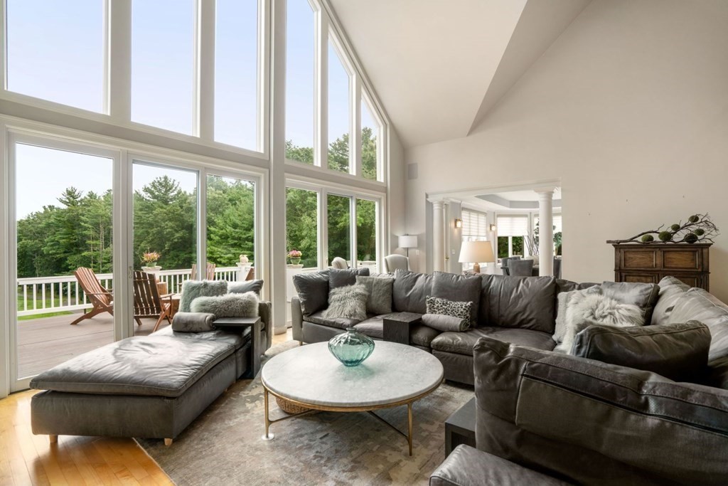 10 Long Ridge Lane Ipswich, MA 01938 - Photo 2 of 39 Gallery Image 2