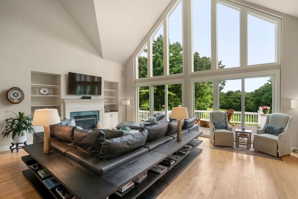 10 Long Ridge Lane Ipswich, MA 01938 - Photo 3 of 39 Gallery Image 3