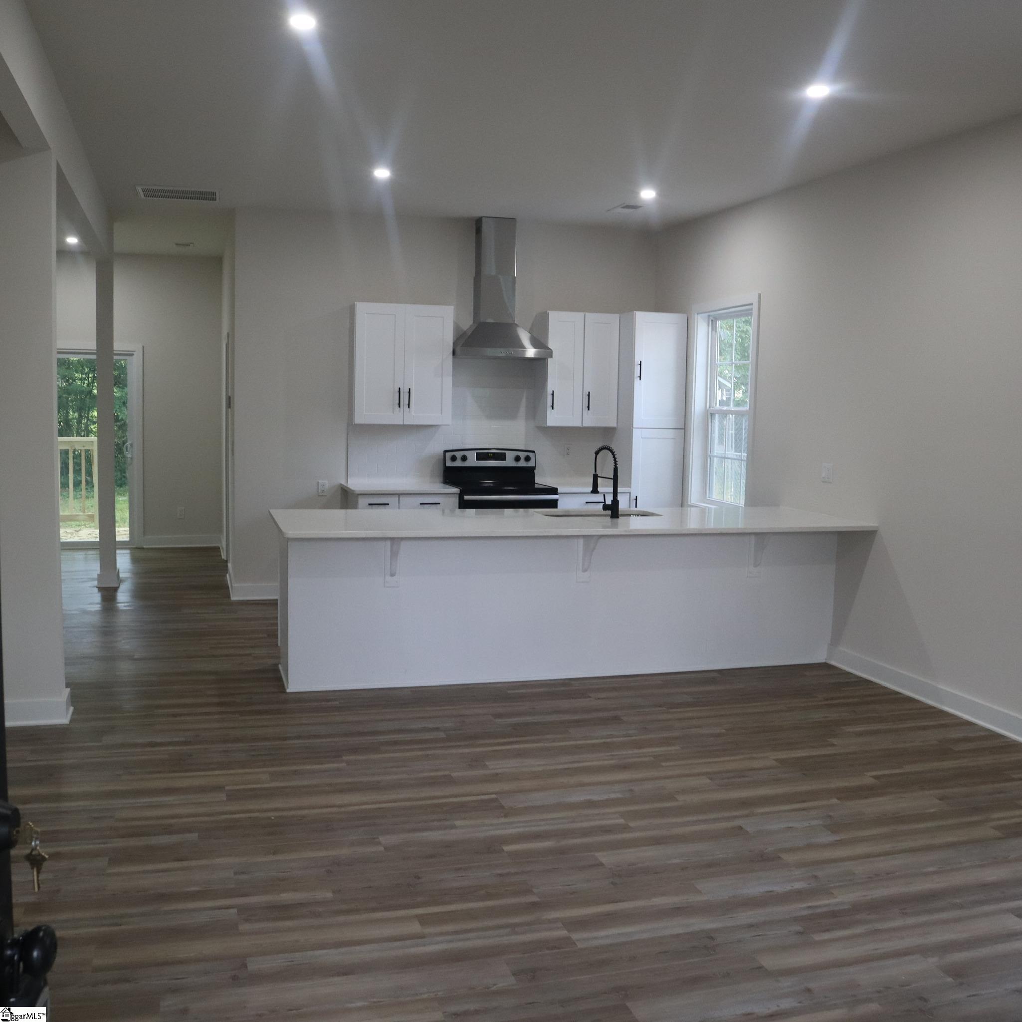 205 Magnolia Street Gaffney, SC 29340 - Photo 10 of 30