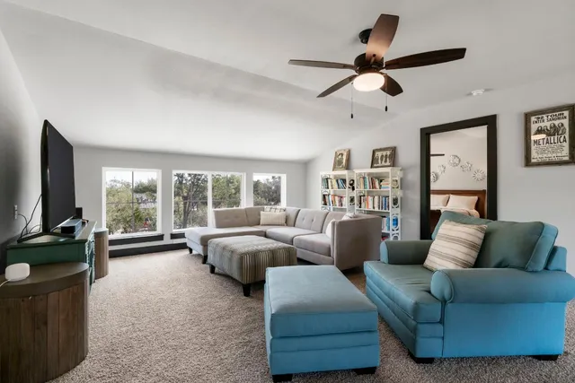 $1,079,000 | 125 Brown Saddle Cove, Driftwood, TX 78619