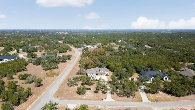 $1,079,000 | 125 Brown Saddle Cove, Driftwood, TX 78619