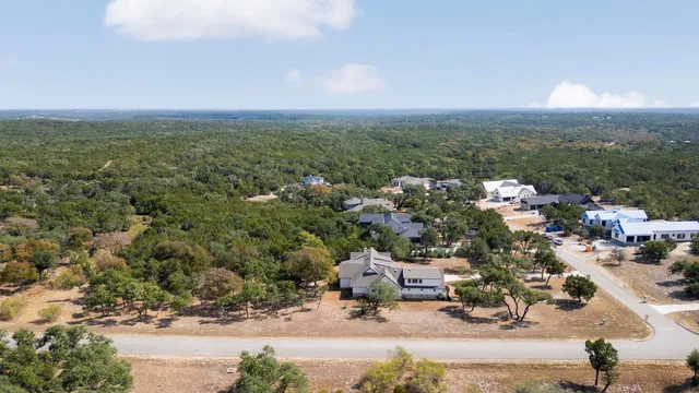 $1,079,000 | 125 Brown Saddle Cove, Driftwood, TX 78619