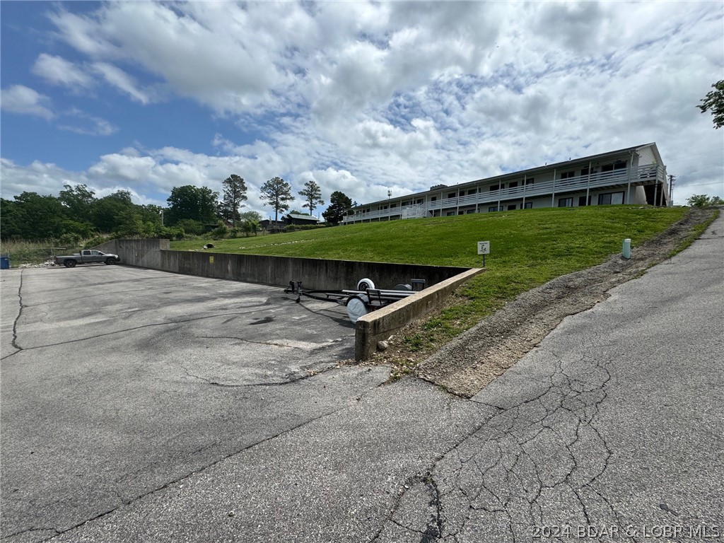 1091 Red Bud Road Osage Beach, MO 65065 - Photo 14 of 21