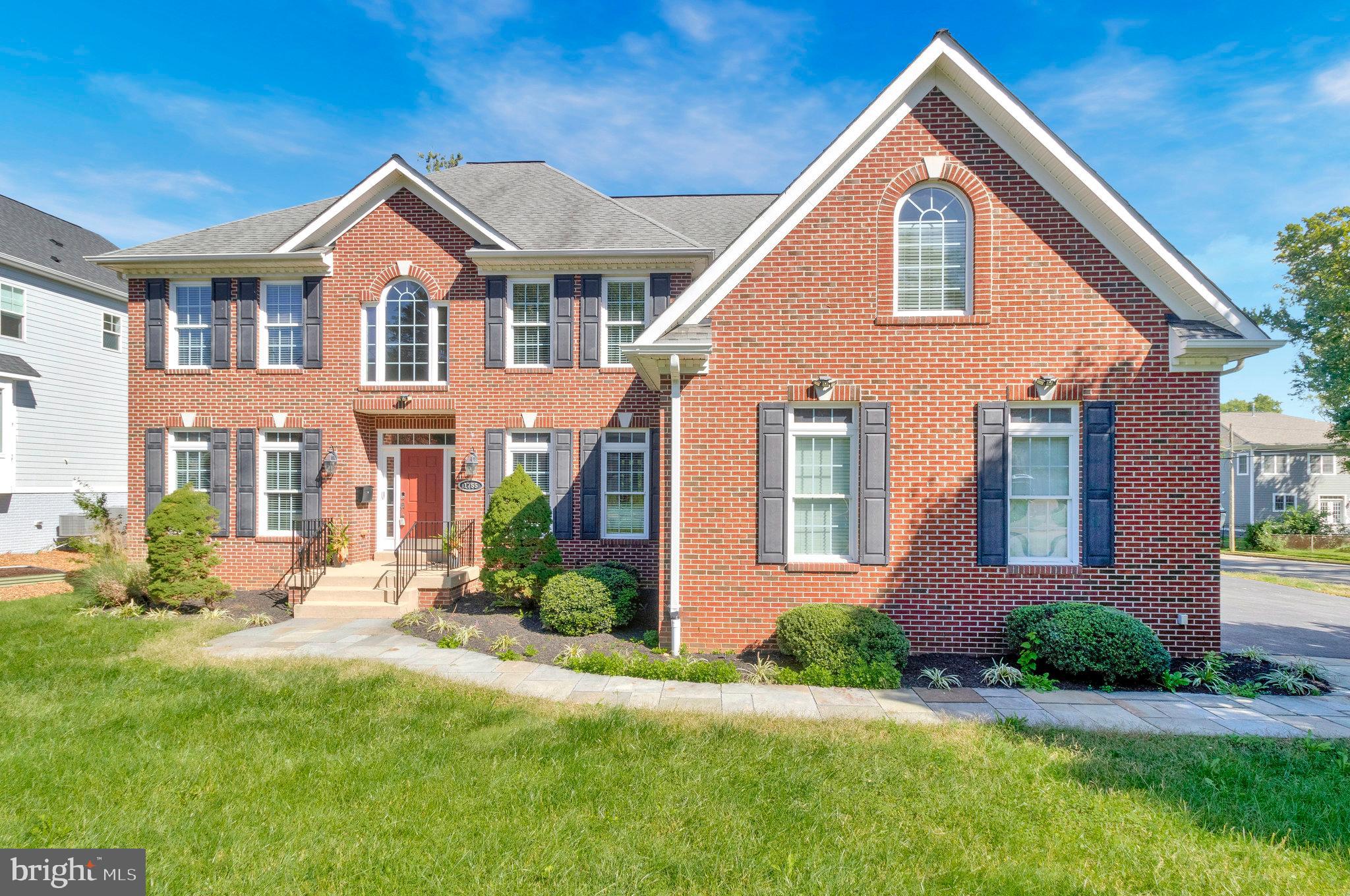 1755 Anderson Road Falls Church, VA 22043 - Photo 8 of 96 Gallery Image 8