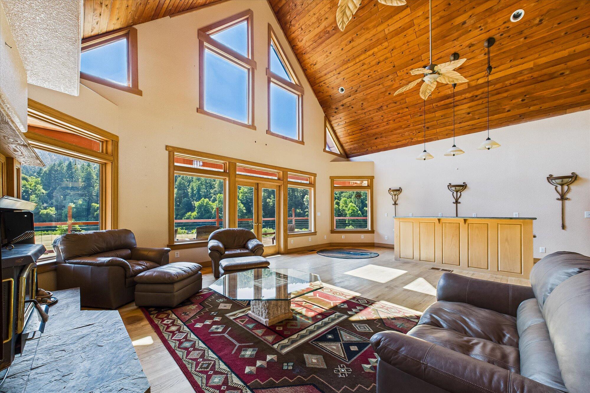 1560 Patterson Road Willow Creek, CA 95573 - Photo 17 of 75