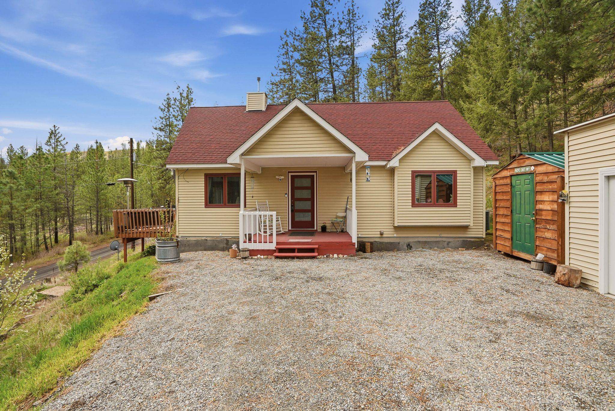 31965 Hawk Creek Ranch Road North Davenport, WA 99122 - Photo 2 of 34