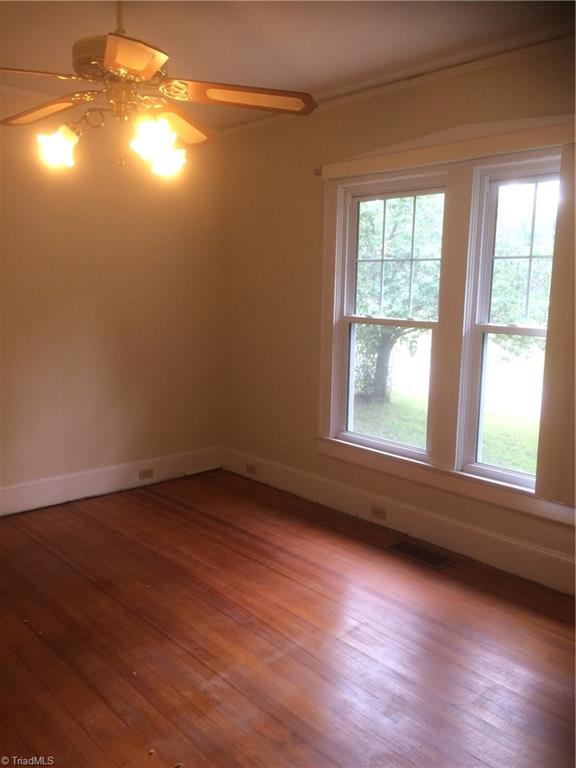 915 Old Winston Road High Point, NC 27265 - Photo 4 of 22 Great original hardwoods throughout.