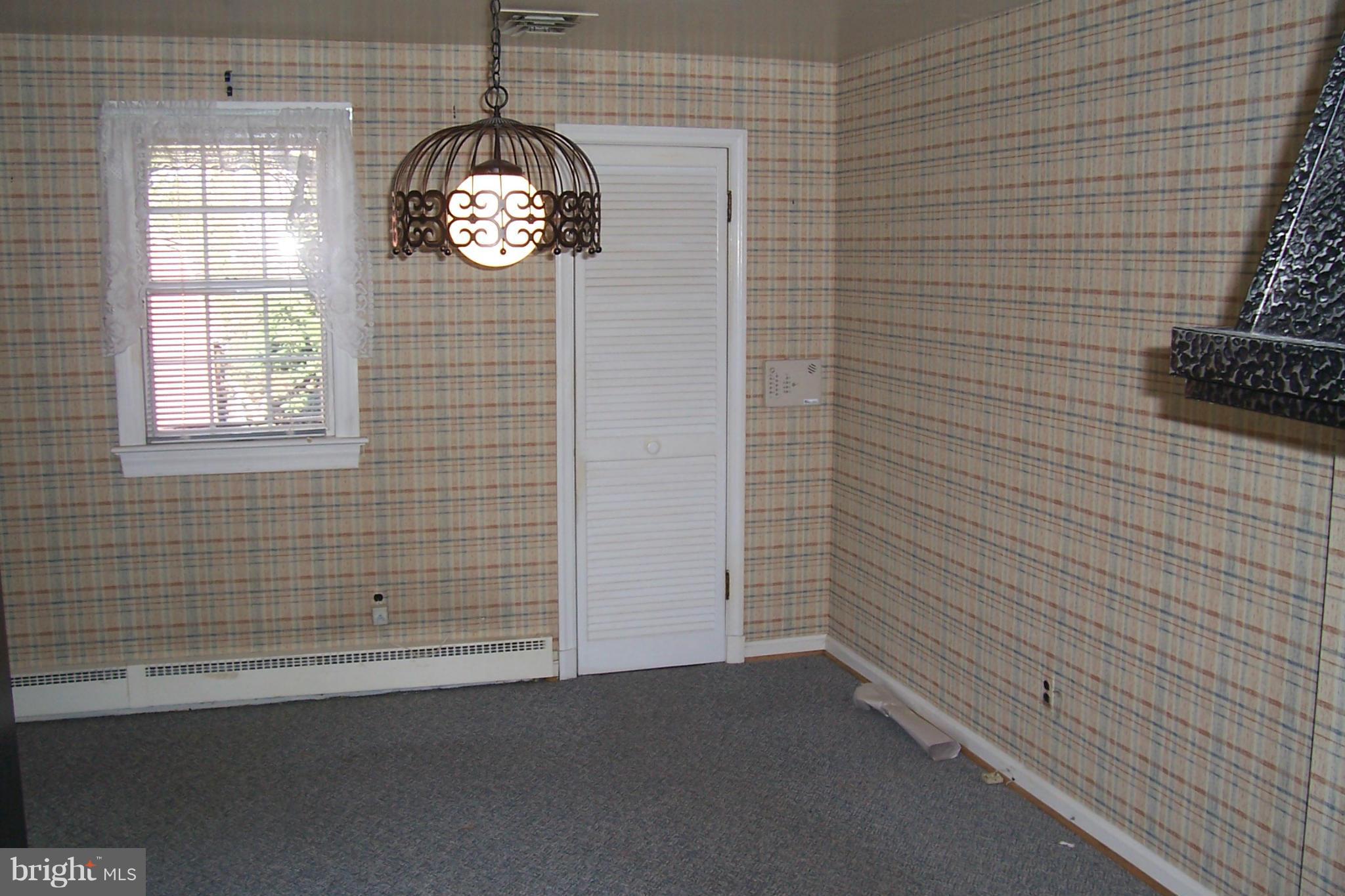 11215 Brandywine Road Clinton, MD 20735 - Photo 14 of 30 Interior (General)