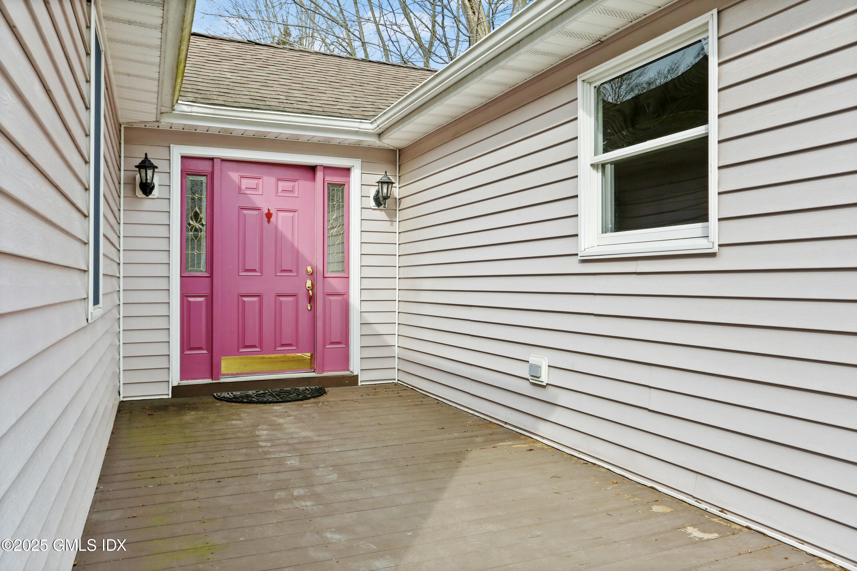 66.5 Prospect Street Greenwich, CT 06830 - Photo 3 of 17 tempImages1vpJ2