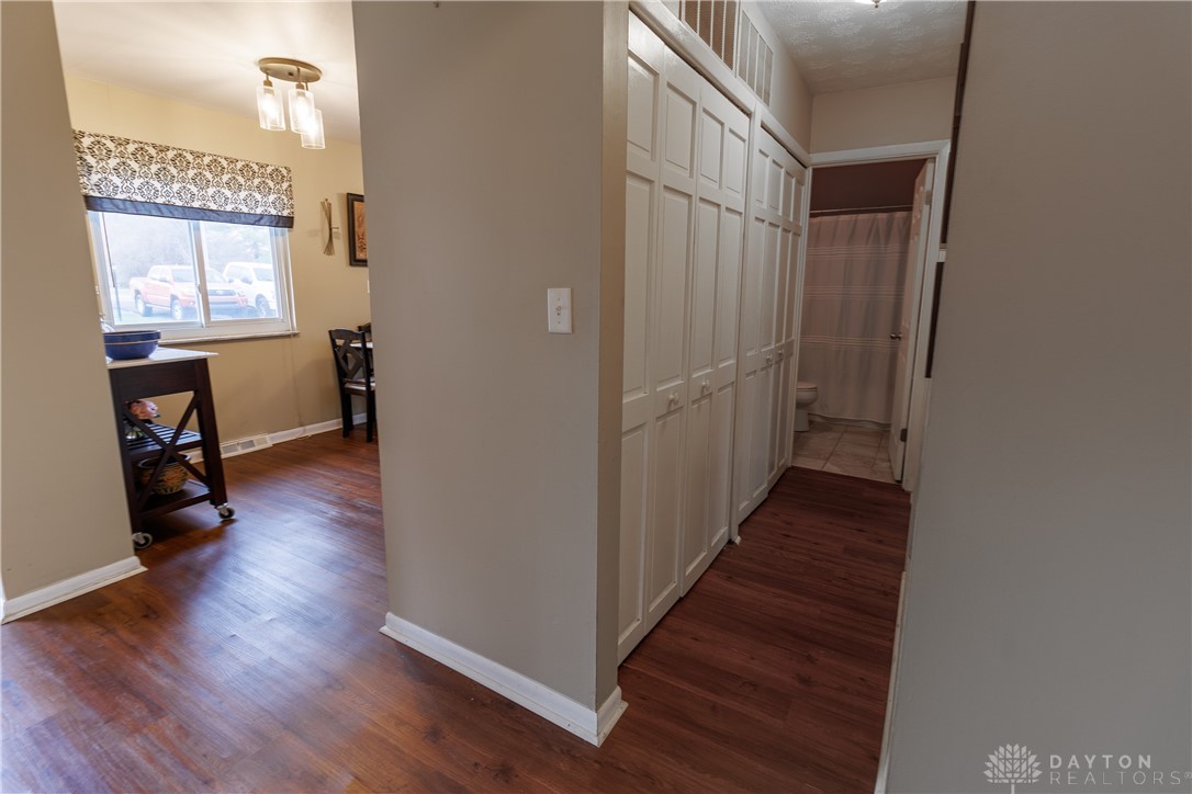 1806 East Lytle 5 Points Road Dayton, OH 45458 - Photo 11 of 18