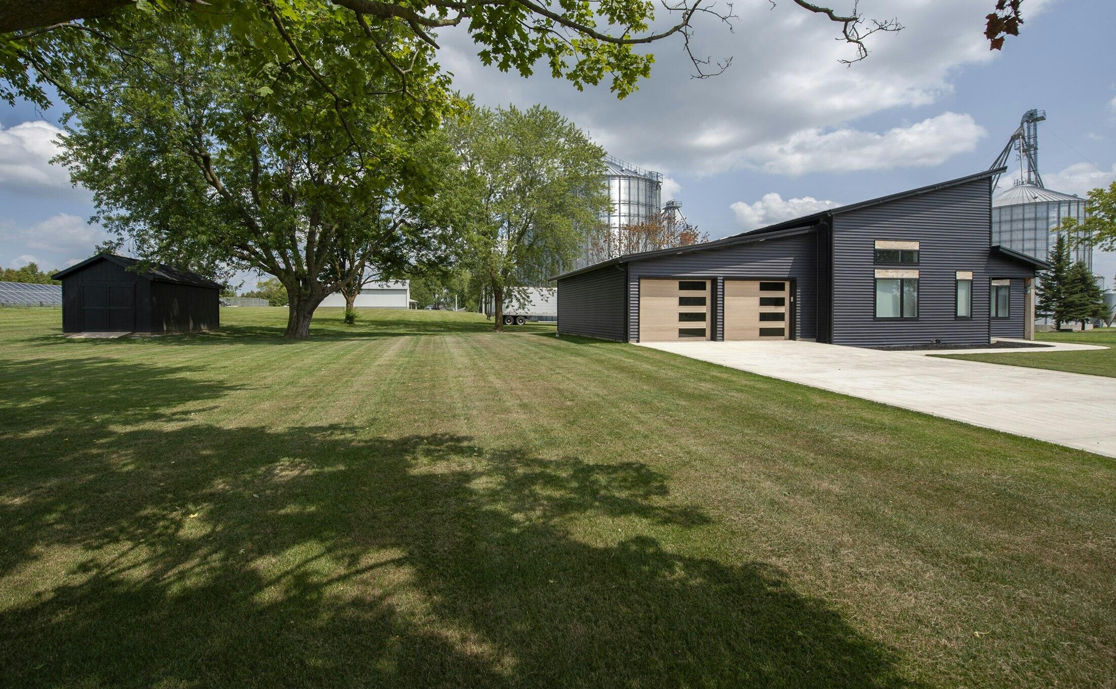 3038 Hartke Road Celina, OH 45822 - Photo 3 of 32