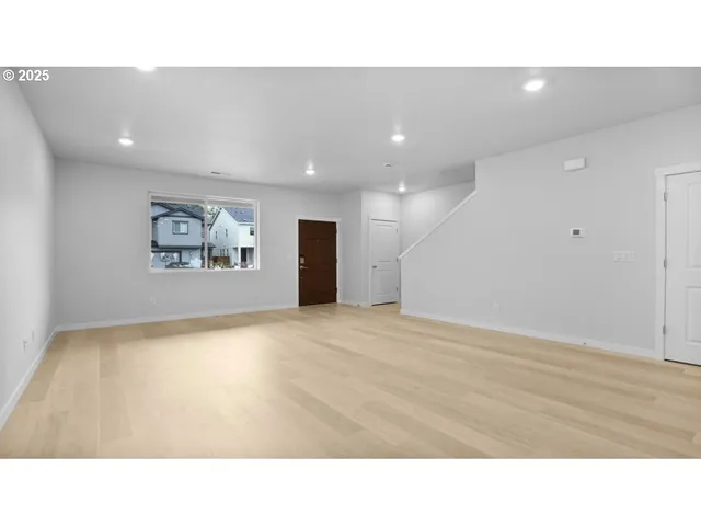 $446,999 | 422 Southwest 32nd Street, Battle Ground, WA 98604