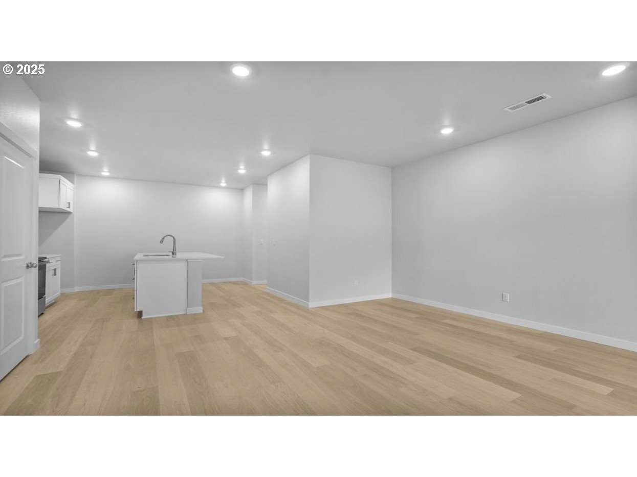 422 Southwest 32nd Street Battle Ground, WA 98604 - Photo 6 of 17