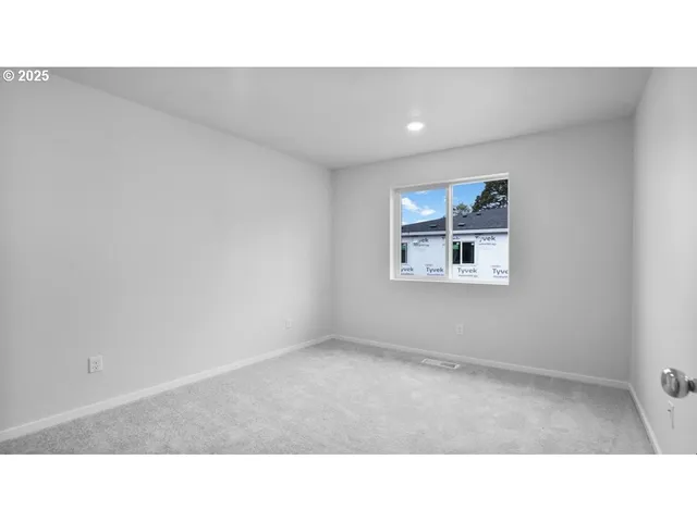 $446,999 | 422 Southwest 32nd Street, Battle Ground, WA 98604