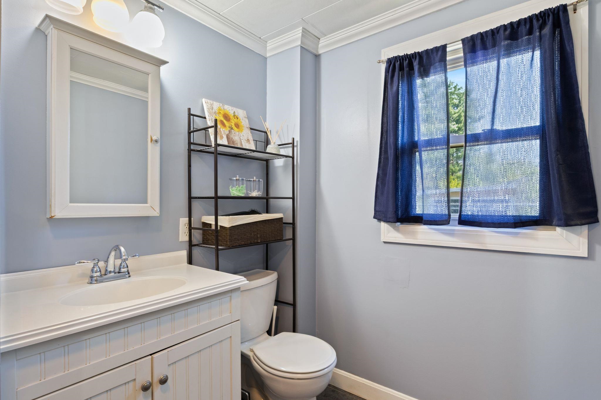 15 Schley Street Rochester, NH 03867 - Photo 12 of 29