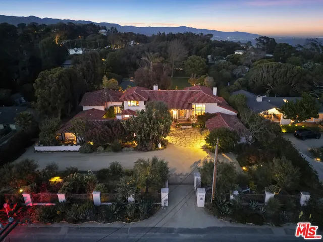 $15,000,000 | 7332 Birdview Avenue, Malibu, CA 90265