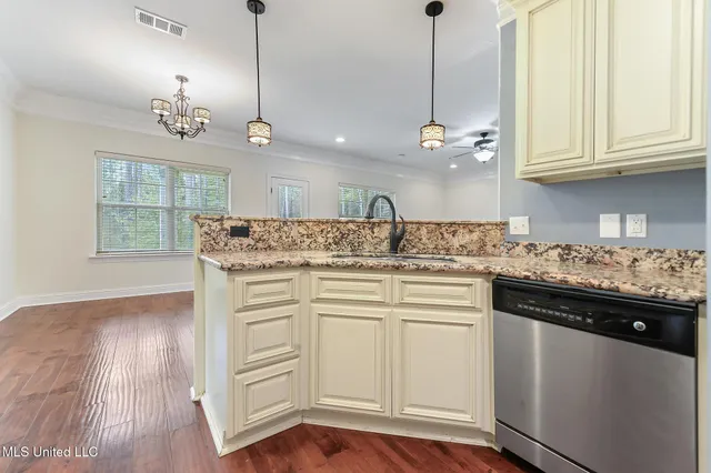 $289,700 | 15011 Waterside Place, Gulfport, MS 39503