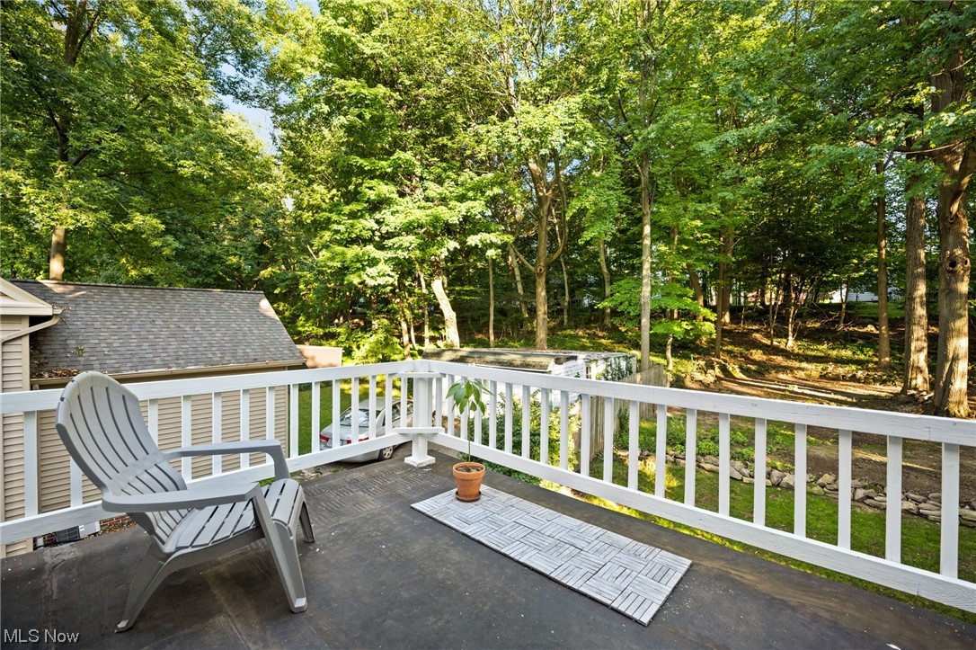 3962 Orchard Road Cleveland Heights, OH 44121 - Photo 22 of 35 View of terrace