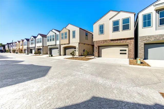 a view of a white building