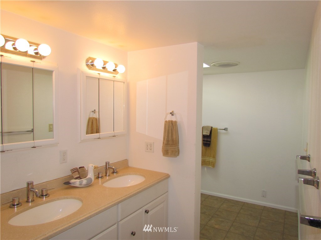 771 Lewis Road Port Angeles, WA 98362 - Photo 11 of 25 Gallery Image 11