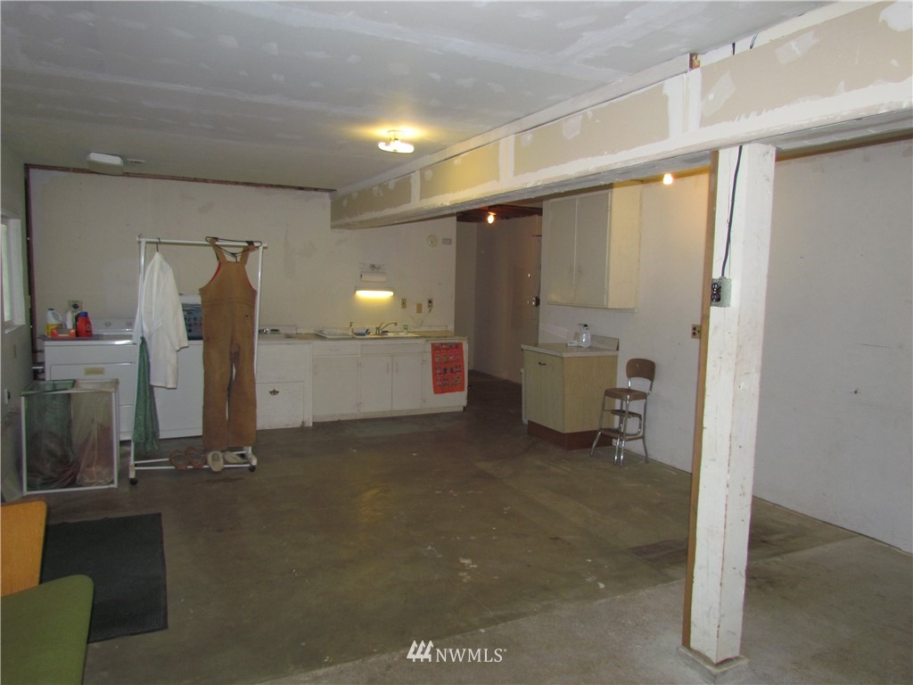 771 Lewis Road Port Angeles, WA 98362 - Photo 21 of 25 Gallery Image 21