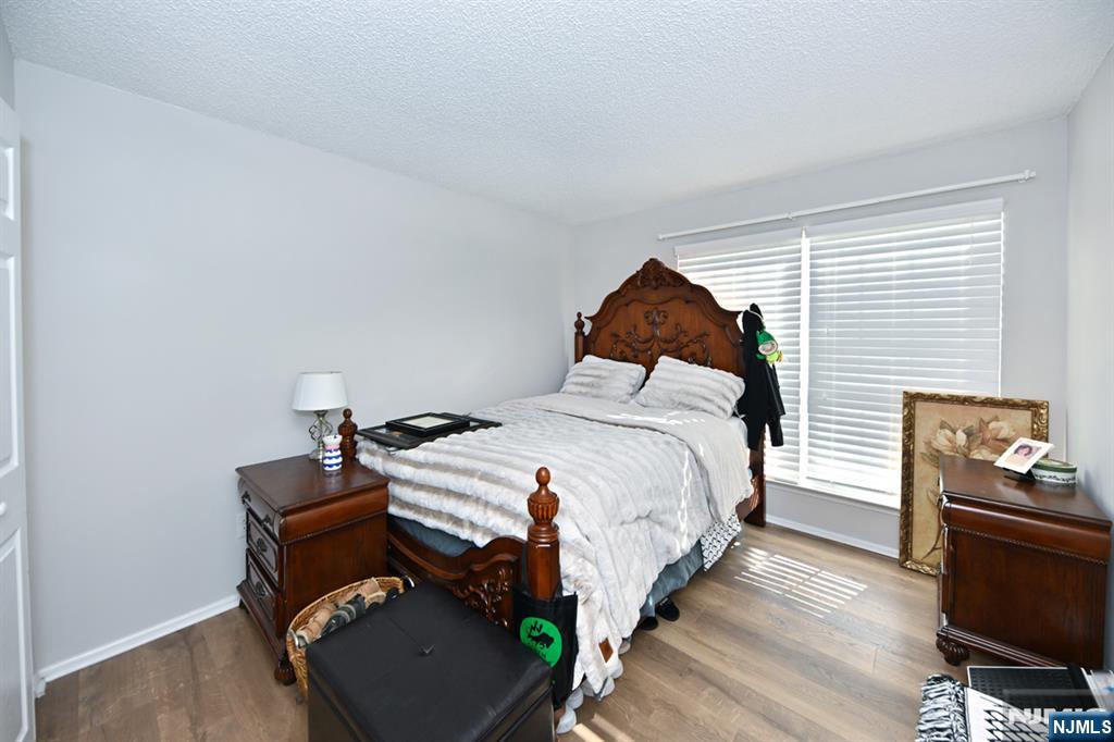 250 Larch Lane Mahwah, NJ 07430 - Photo 19 of 24 a bedroom with bed and a window