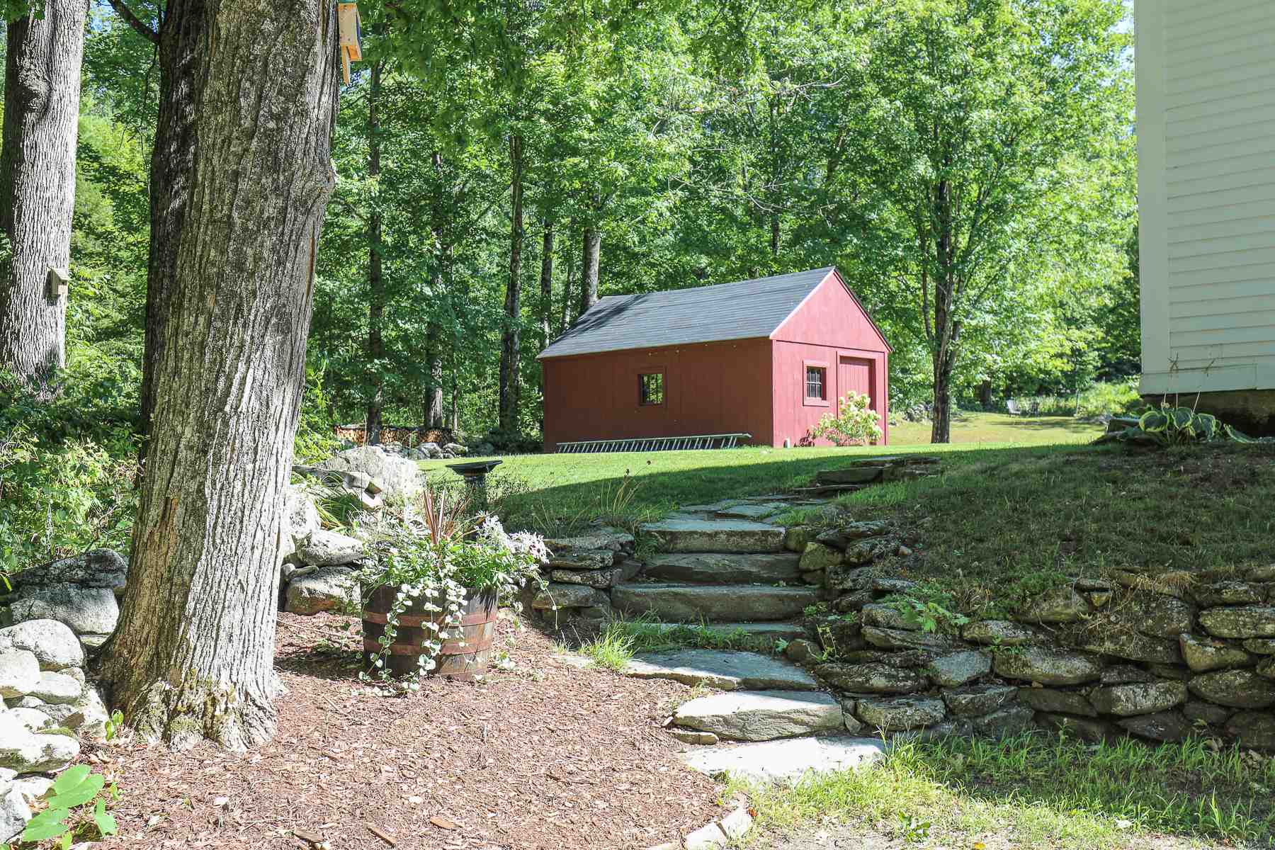 34 McKenzie Road Loudon, NH 03307 - Photo 9 of 40