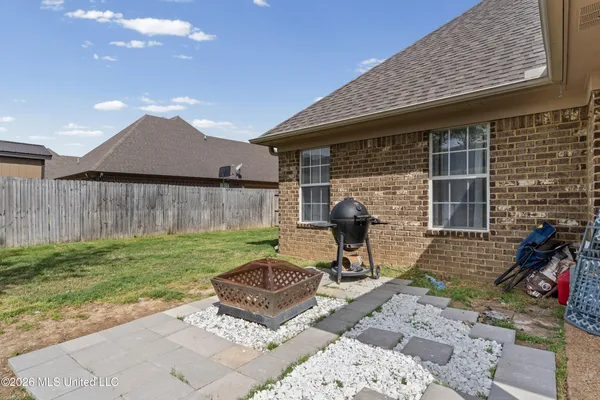 $340,000 | 695 Robertson Way, Hernando, MS 38632