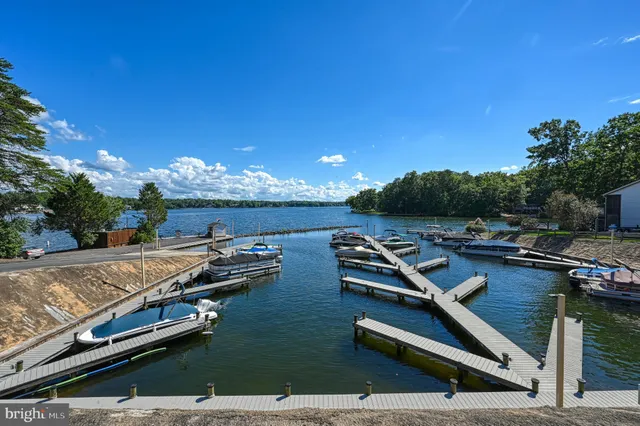 $458,500 | 222 Battlefield Road, Locust Grove, VA 22508