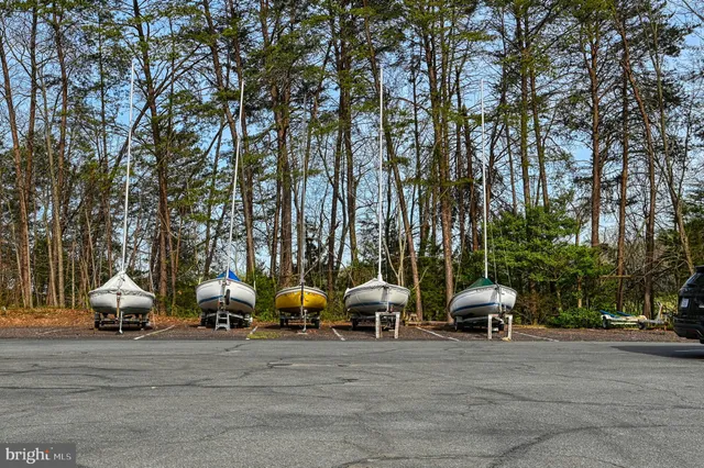 $458,500 | 222 Battlefield Road, Locust Grove, VA 22508