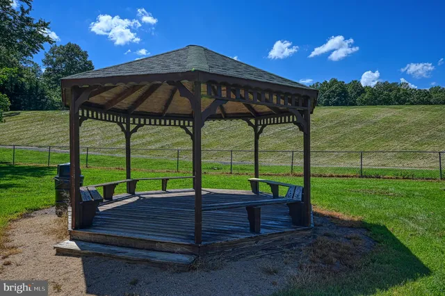 $458,500 | 222 Battlefield Road, Locust Grove, VA 22508