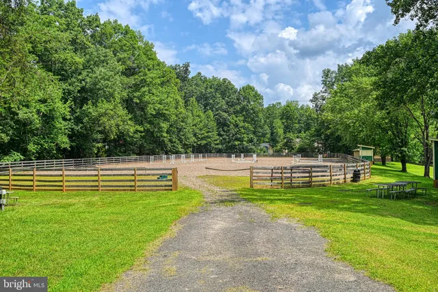 $458,500 | 222 Battlefield Road, Locust Grove, VA 22508