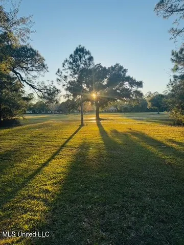 $1,250 | 590 Royal Oak Drive, Unit 13, Pass Christian, MS 39571