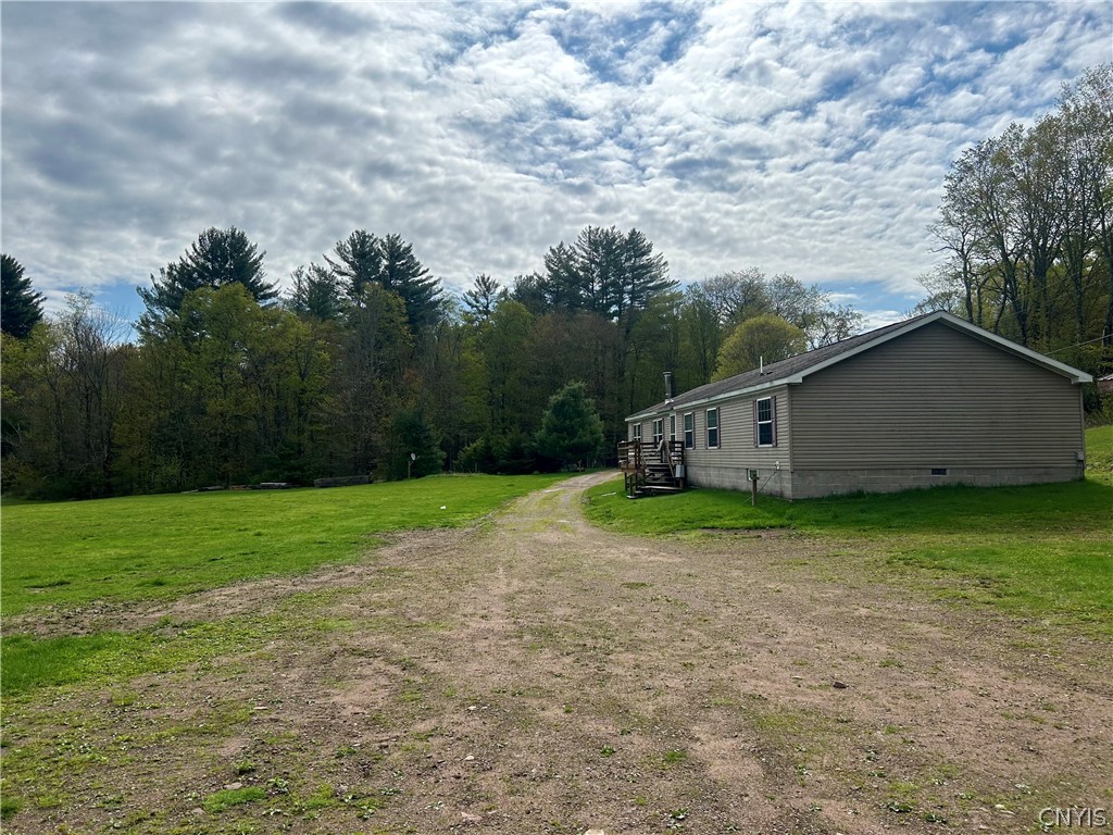 7 Beach Road Amboy, NY 13316 - Photo 5 of 37