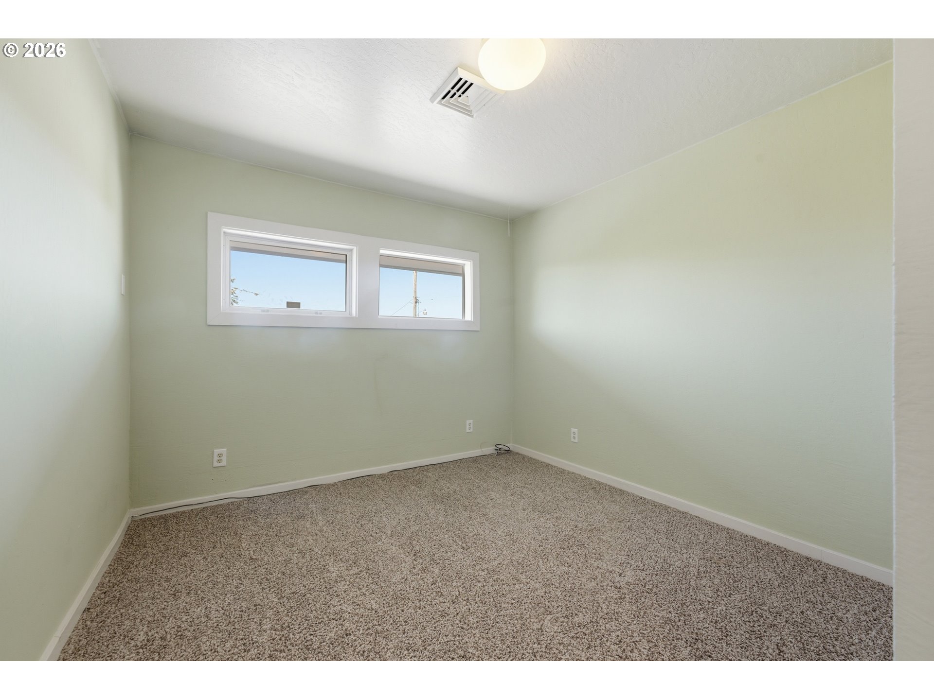 63654 Ahill Road Coos Bay, OR 97420 - Photo 13 of 48