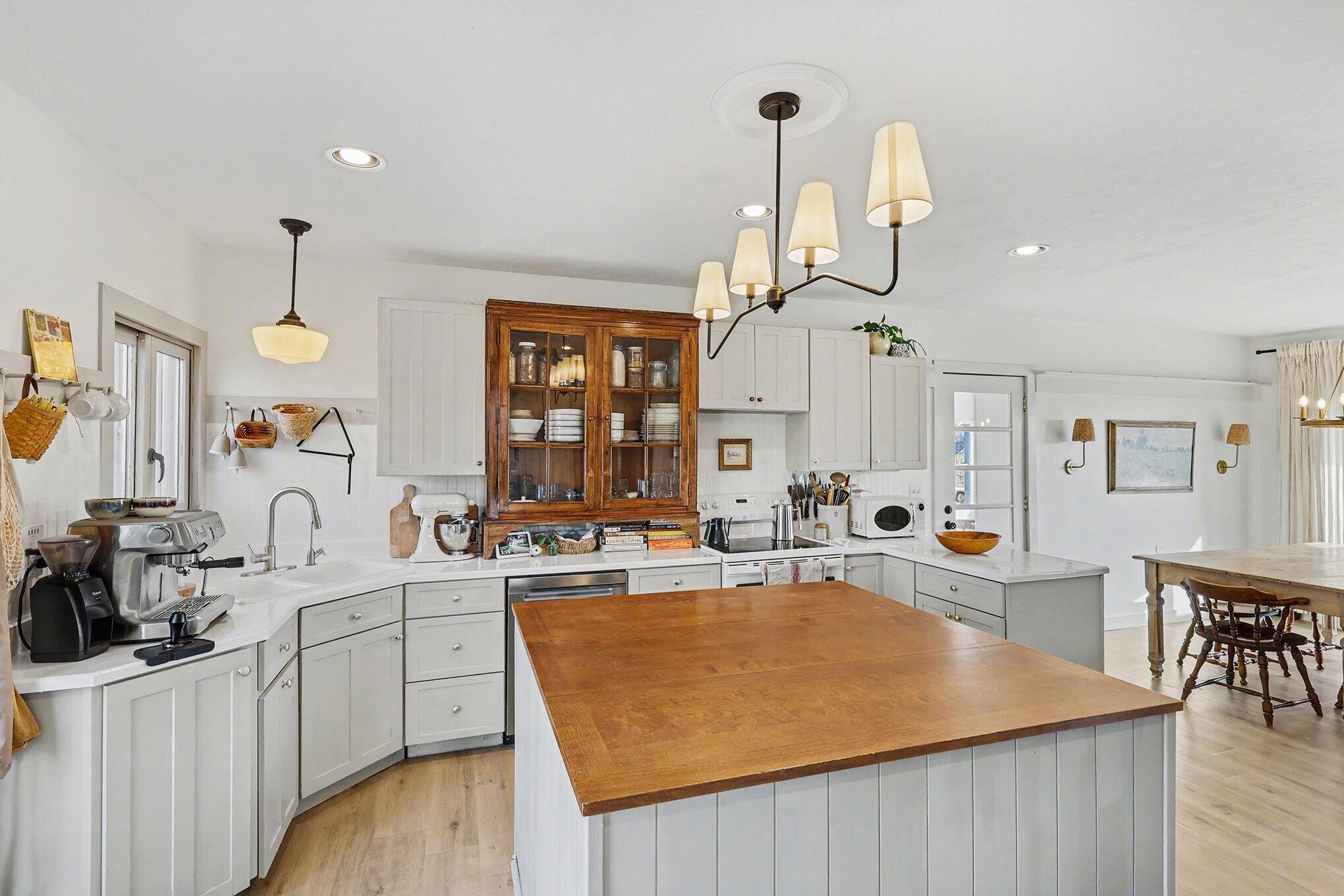 9080 Wheeler Road Homer, MI 49245 - Photo 6 of 30 007_file_5112