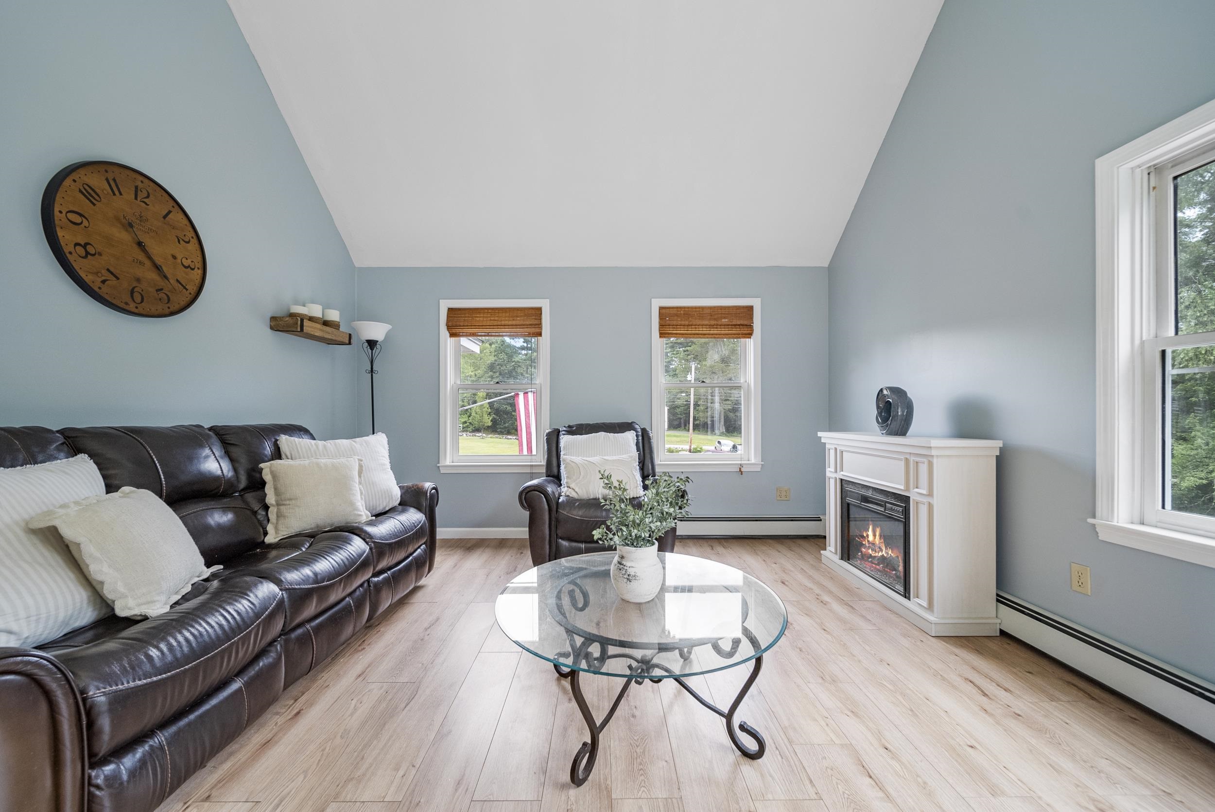69 Litchfield Road Londonderry, NH 03053 - Photo 17 of 41