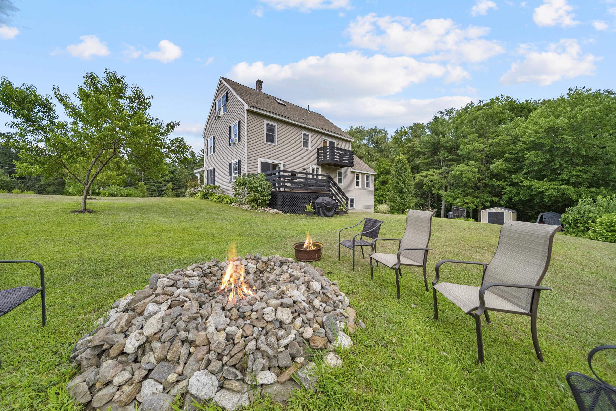 69 Litchfield Road Londonderry, NH 03053 - Photo 31 of 41