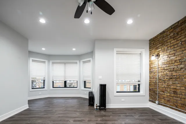 $2,333 | 6101 North Winthrop Avenue, Unit 1, Chicago, IL 60660