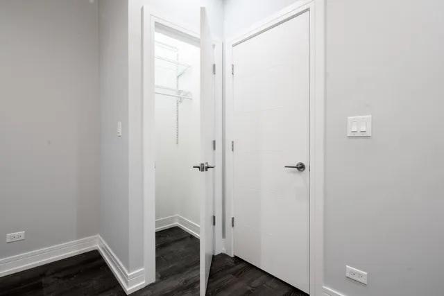 $2,333 | 6101 North Winthrop Avenue, Unit 1, Chicago, IL 60660