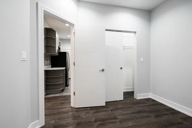 $2,333 | 6101 North Winthrop Avenue, Unit 1, Chicago, IL 60660