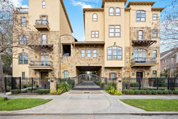 $4,500 | 328 Bomar Street, Houston, TX 77006
