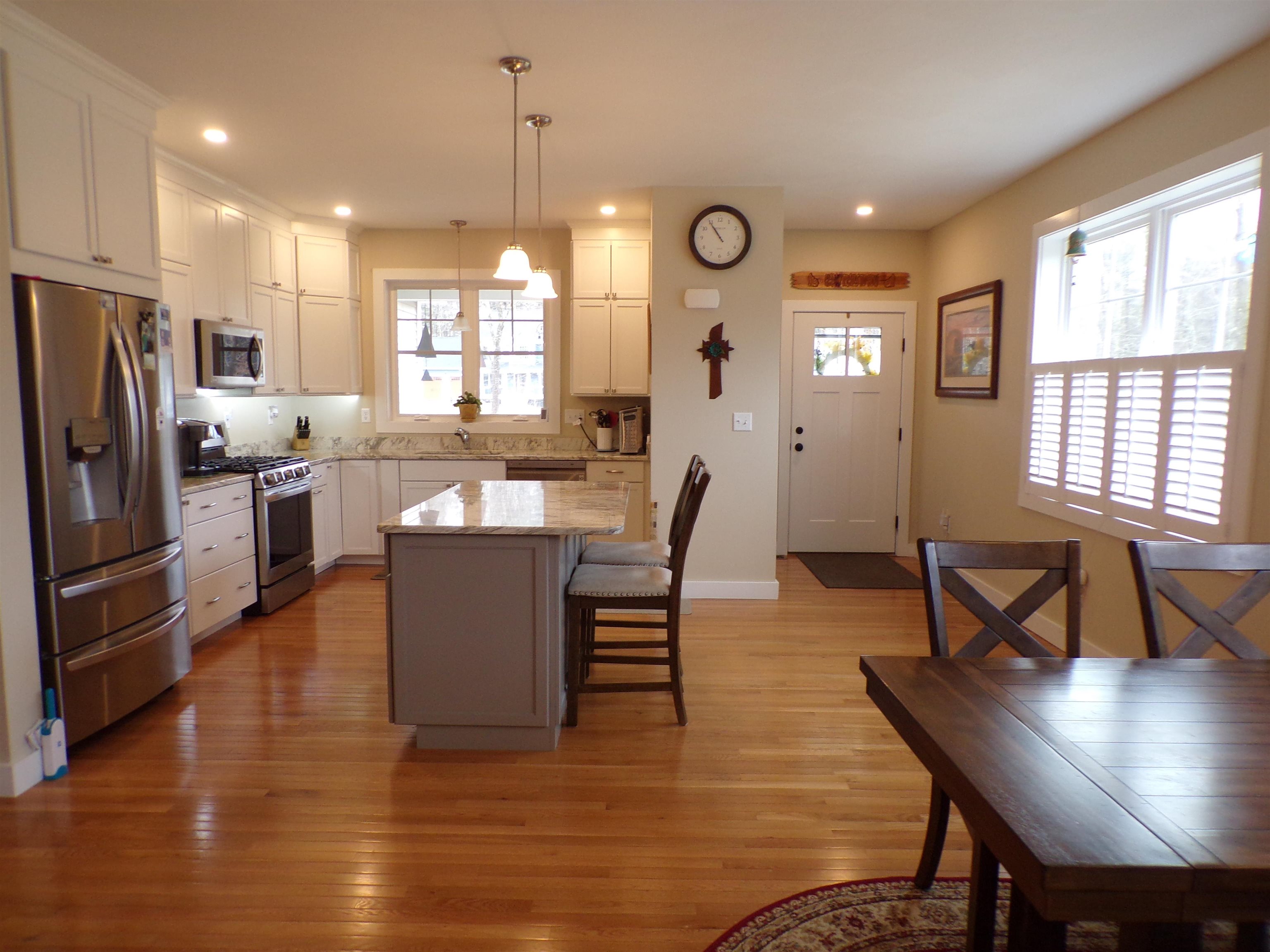 24 Hadley Road Hampstead, NH 03826 - Photo 3 of 34 Gallery Image 3