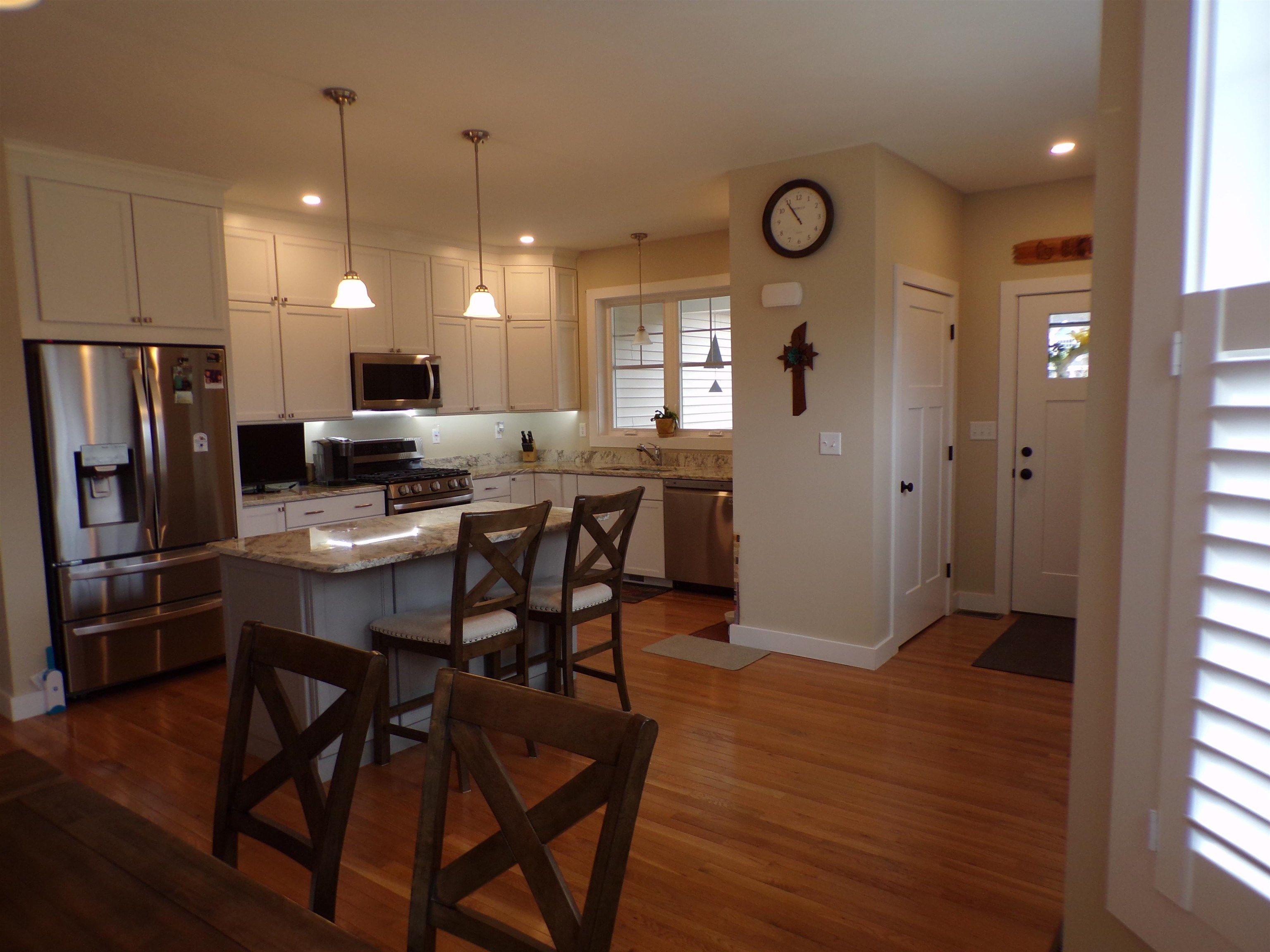 24 Hadley Road Hampstead, NH 03826 - Photo 5 of 34 Gallery Image 5