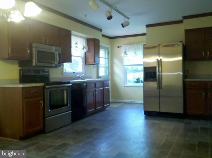 1042 Hook Road Westminster, MD 21157 - Photo 24 of 26 Kitchen