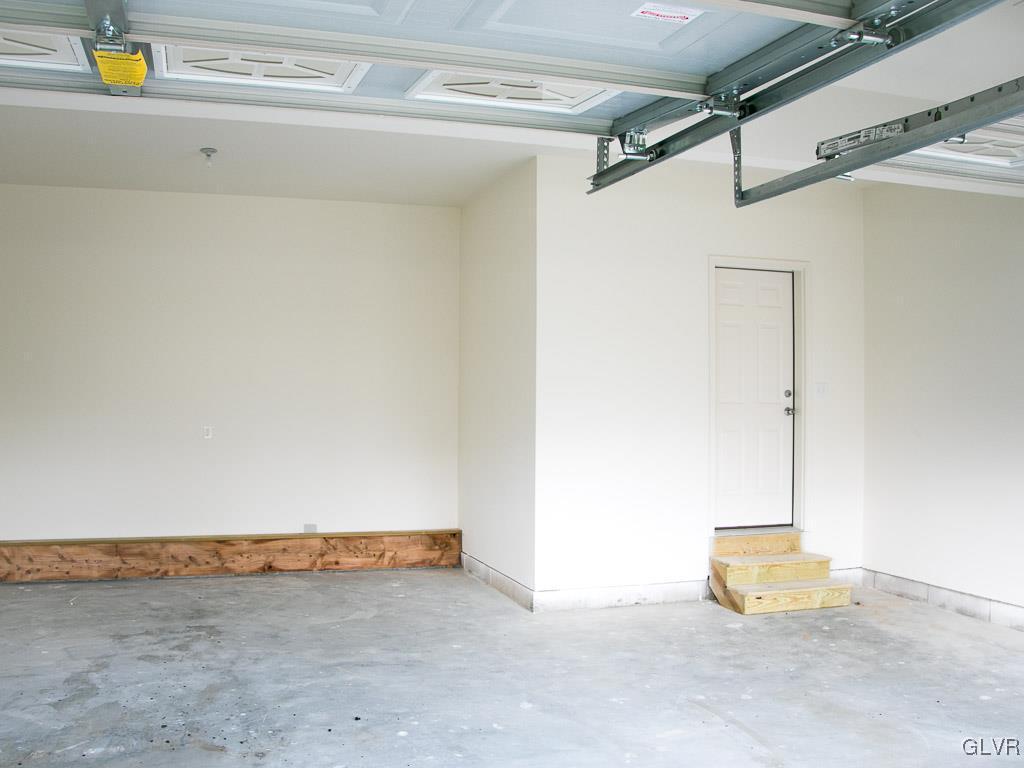 2614 English Ivy Road, Unit 206 Nazareth, PA 18064 - Photo 14 of 43 Gallery Image 14