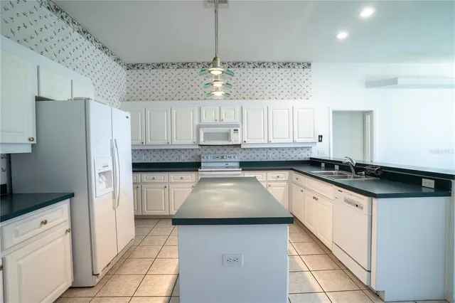 $2,500 | 681 Powder Horn Row, Lakeland, FL 33809